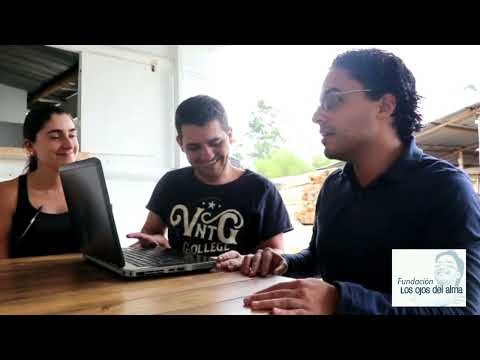 Entrega de ayuda Fundación Los Ojos Del Alma Felipe Echeverry