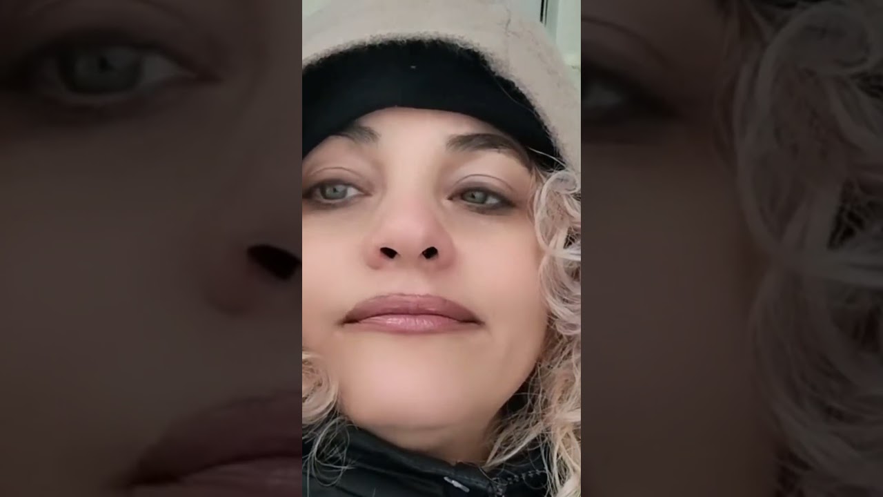 Miro por si hay moros en la costa 😄. 