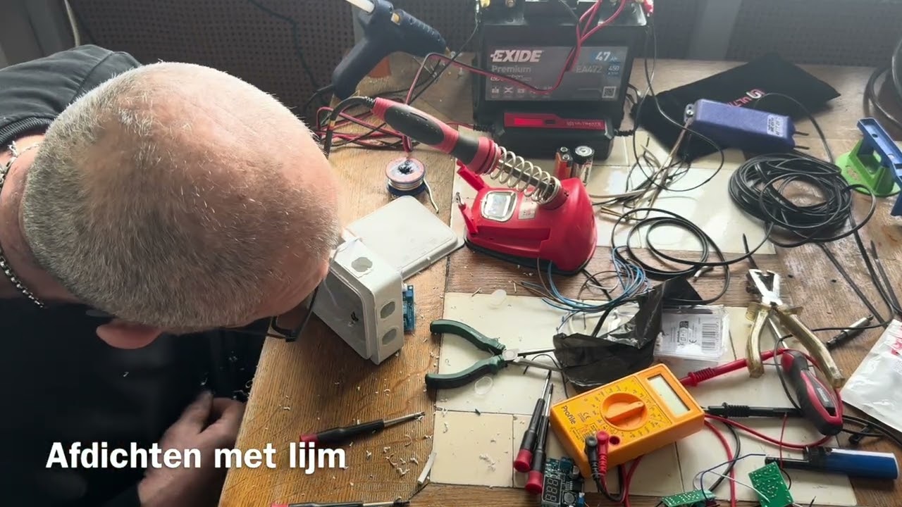 Een generator bouwen voor een elektrische hoornaarharp