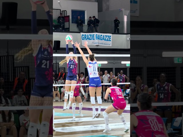 Fers is 𝗘𝗩𝗘𝗥𝗬𝗪𝗛𝗘𝗥𝗘 #verovolley #volleyball #eleonorafersino