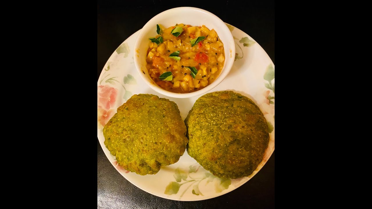 Palak Poori/Spinach Poori/Green Poori | Gayathiri