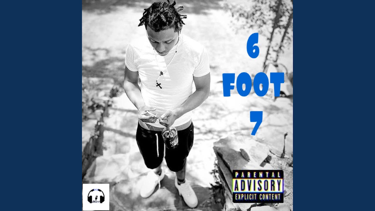 Hoodie Cross (6 Foot 7)