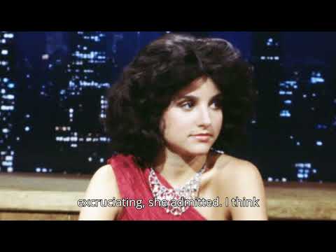 Julia Louis-Dreyfus Opens