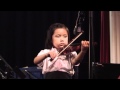 4 YEAR OLD ON GIRL PLAYS THE VIOLIN