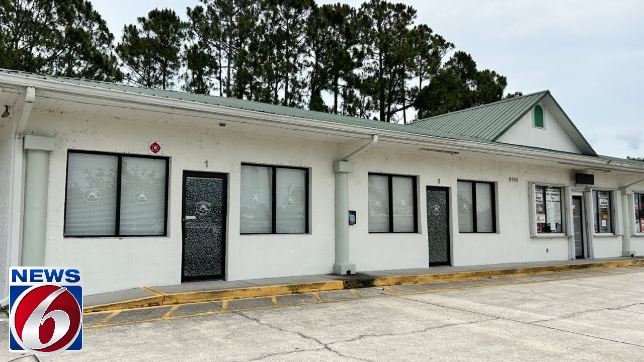Baby left alone in hot car dies while parents attended Florida church