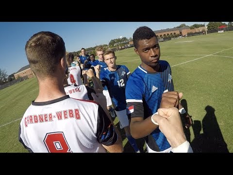 Vídeo: Classe ISO Sob O Campo De Futebol