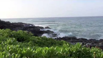 Ocean Waves - Serene Sounds and Sights from Poipu Hawaii