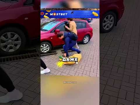Женщина была бесконечна благодарна бездомному..! 🥹❤️ #shorts #фильмы