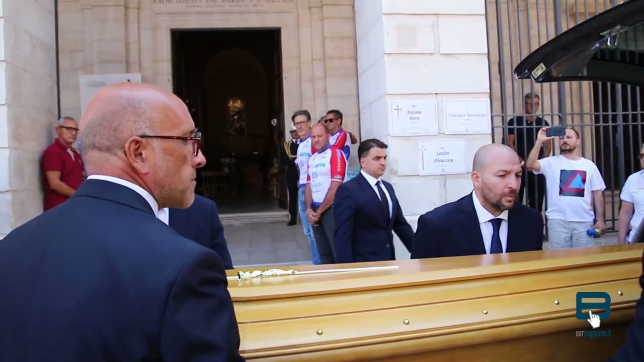 Andria si inchina alla memoria di Antonio, Sandro e Vincenzo: l’addio in Cattedrale