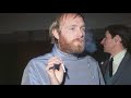 Brian Wilson speaks on Mike Love (1988): "Mike Love is Like A Young Gangster"