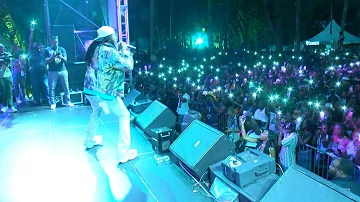 Thousands gather for Reggae Weekend
