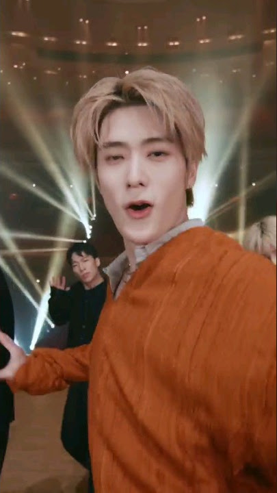 Jaehyun is killing it! 🔥 #perfume #dojaejung