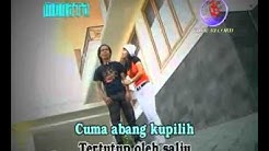 Pantun Cinta - Sodiq feat Rena KDI  - Durasi: 4:05. 