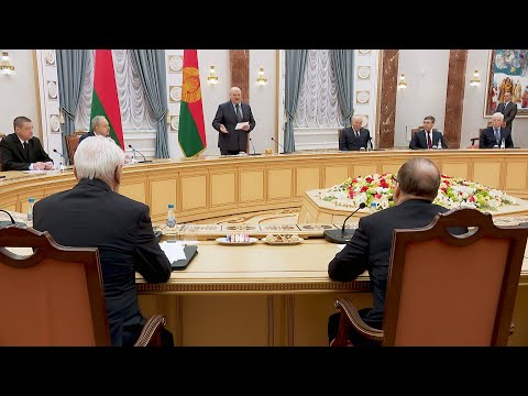 Vídeo: Biografia de Nikolai Lukashenko - el fill del president de Bielorússia