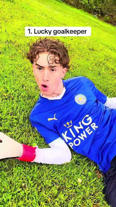 GOALKEEPERS WE ALL KNEW AS KIDS 🧒 #soccer #teammates #goalkeeper #school