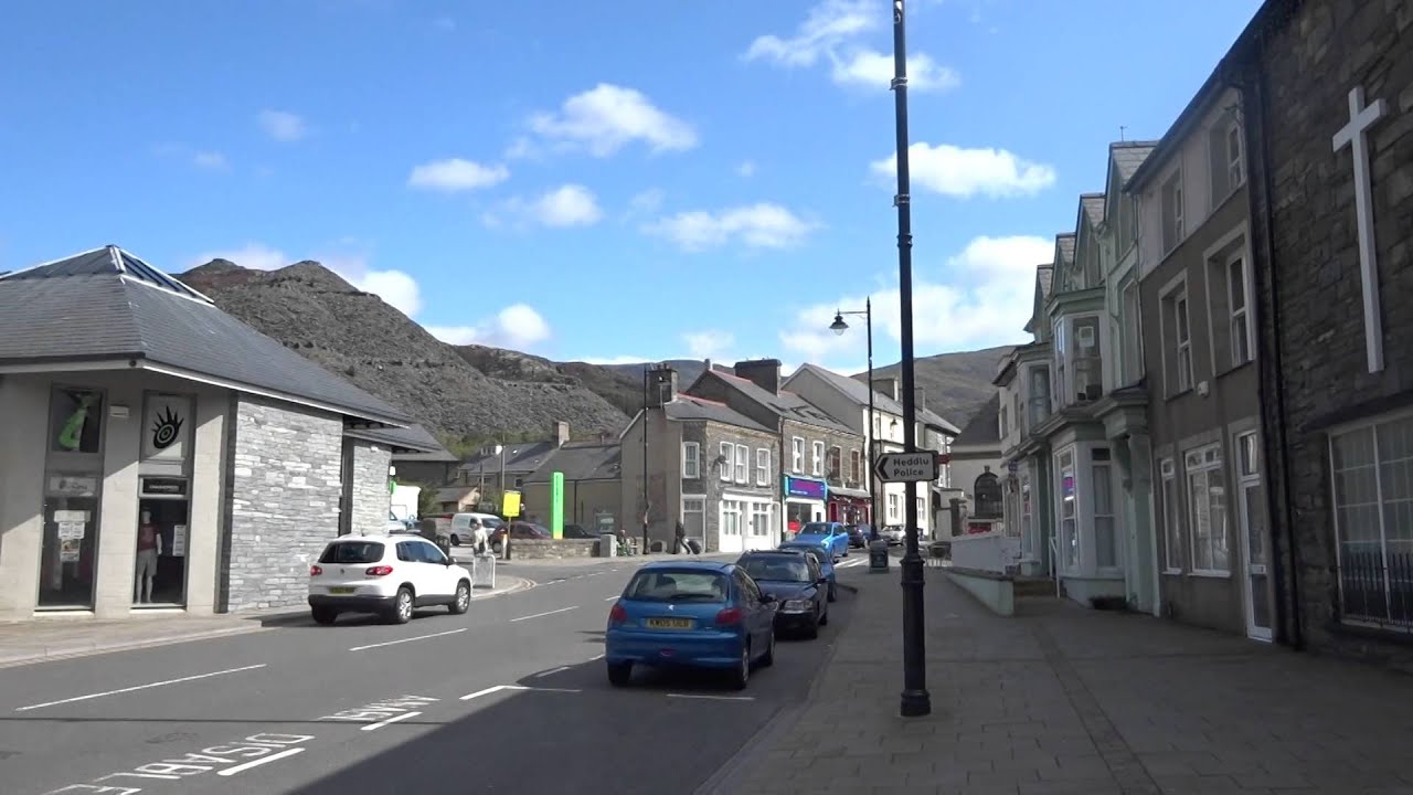 The Town Centre of Blaenau Ffestiniog. YouTube