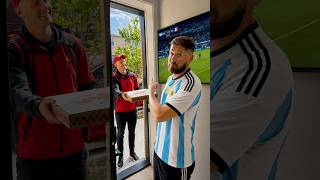 Asking Delivery Drivers To Watch The World Cup
#shorts #football #footballshorts
━━━━━━━━━━━━
CONTACT 📨
For business enquiries email ➡️ partnerships@johnnellis.co.uk Asking Delivery Drivers To Watch The World Cup