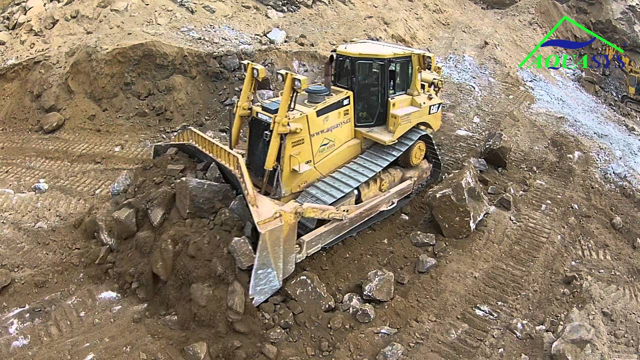 CAT D8 - YouTube