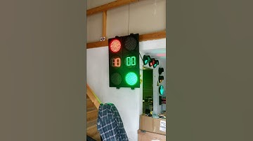 Timer controlled ultra-low voltage traffic lights