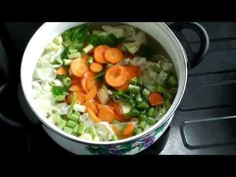 Video: Sup: manfaat dan resep lezat