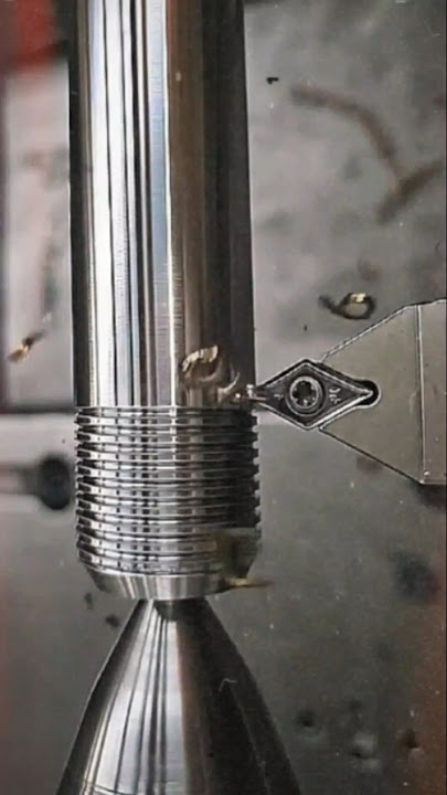 helical groove forming on cylindrical workpieces.#shorts #working #turning #mechanic #engineering