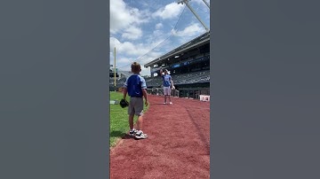 Bobby Witt Jr. played catch with a young fan before today’s Royals game 😍⚾️ (🎥: KCRoyals/IG)