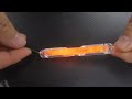 ルミカPOWER太刀魚のご説明。これはワンタッチホルダーが付いているので、後付けできるので人気が高い。チューブは半分に切り、挟みます。タチウオ釣り用ケミホタル取り扱い説明。