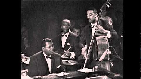 Oscar Peterson - Hymn To Freedom