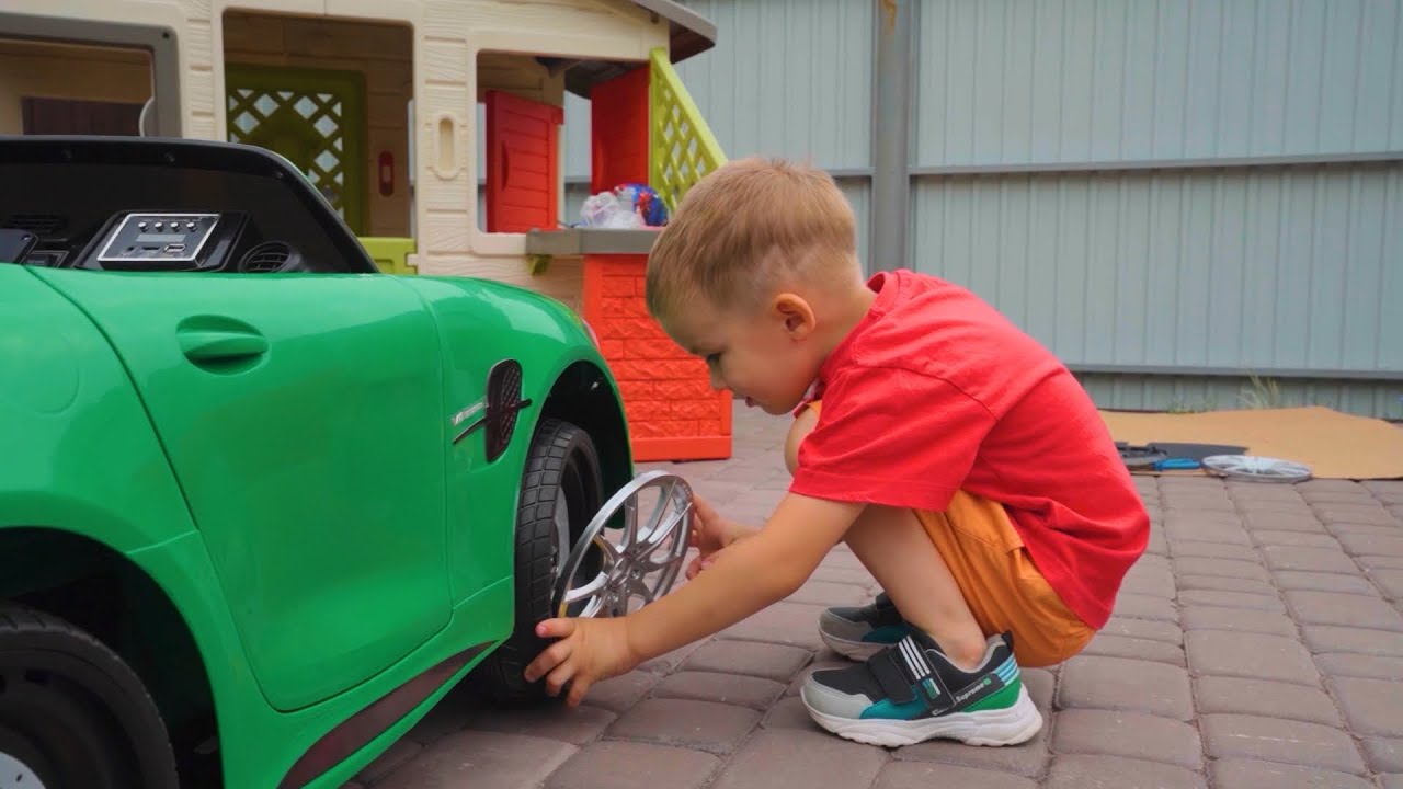 صورة فيديو : مغامرات وألعاب سيارة آرثر مع سيارة للأطفال