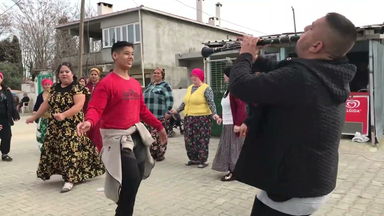 Roman düğünü bütün kızlar ona baktı