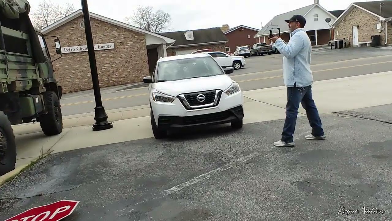 How to make a cop run away in under 60 seconds