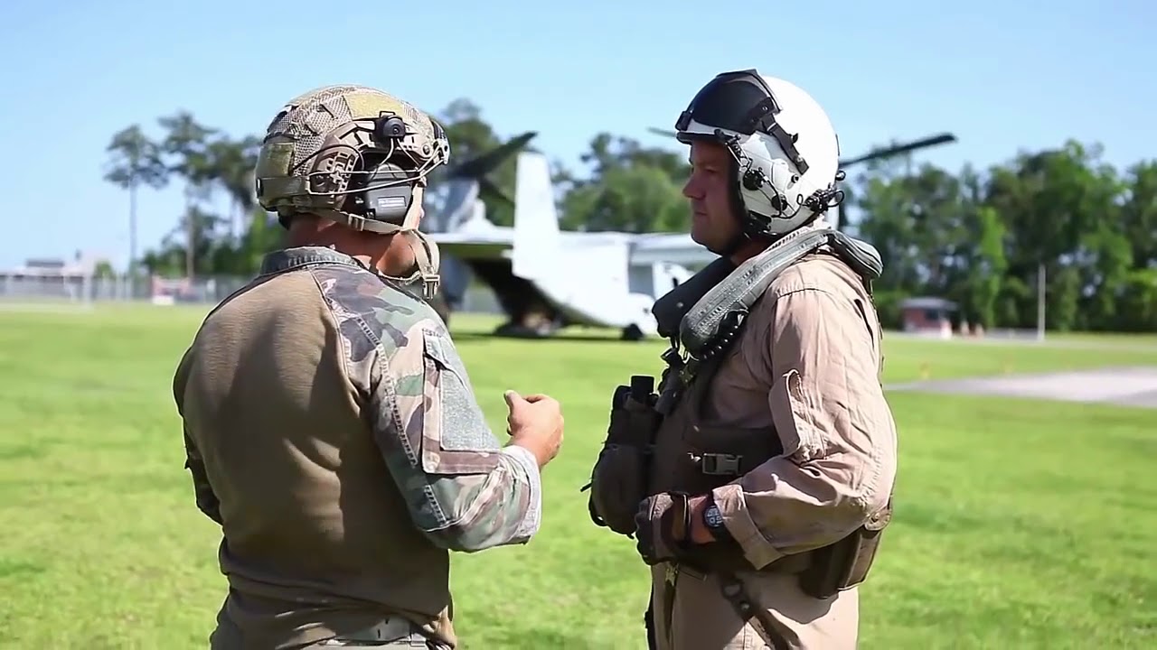 Marines Rappelling & Fast Rope Training • MV 22 Osprey - YouTube