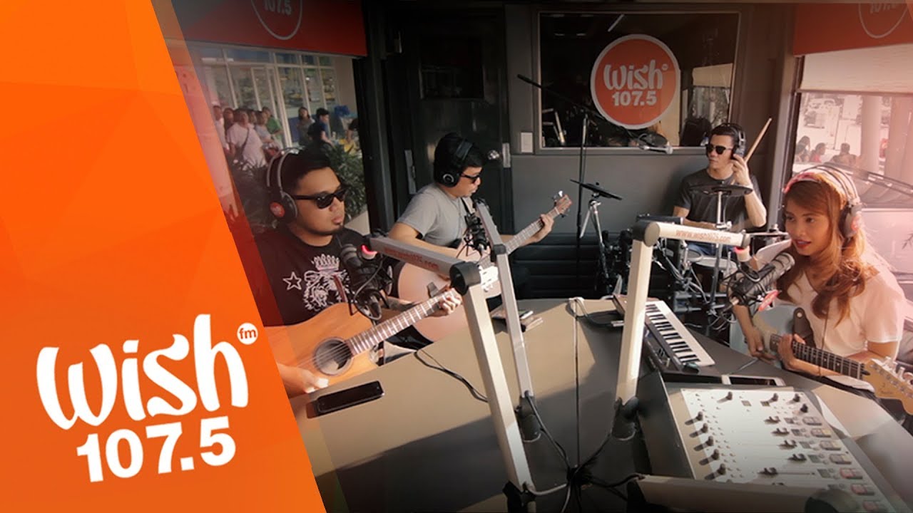 Moonstar88 performs Gilid LIVE on Wish 1075 Bus