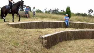 XC Riding down the Steps - Lucinda Green training clinic