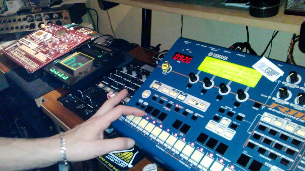 DR BRAVO BEATMAKING 5 YAMAHA RM1X KORG ELECTRIBE SX 