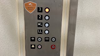 Weird Modded Armor Elevator at the United Office Building, Oxon Hill MD