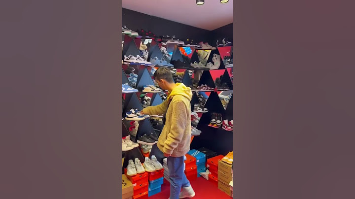 Orjinal ayakkabıları ucuza satan dükkana gittim !