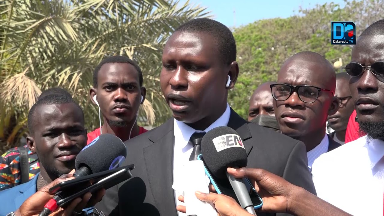 Coup de colère des étudiants de Fastef:《..nous déplorons l'attitude des agents d' Ecobank