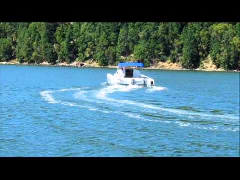 ⁣Skoota 20 trailable powercat in 2011.wmv