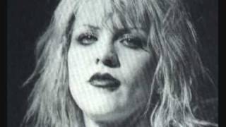 Video thumbnail of "Kurt & Courtney - Miss World"