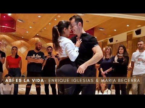 Enrique Iglesias, Maria Becerra - Asi Es La Vida