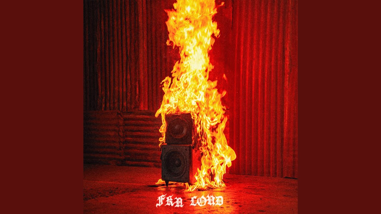 Guarda FKN LOUD su YouTube Guarda FKN LOUD su YouTube