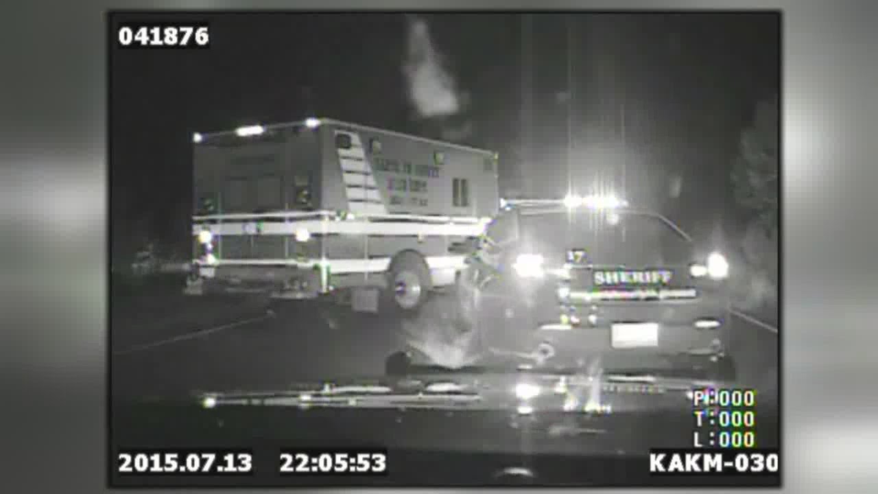 Deputies: Dash cam captures 19-year-old driving drunk, crashing - YouTube