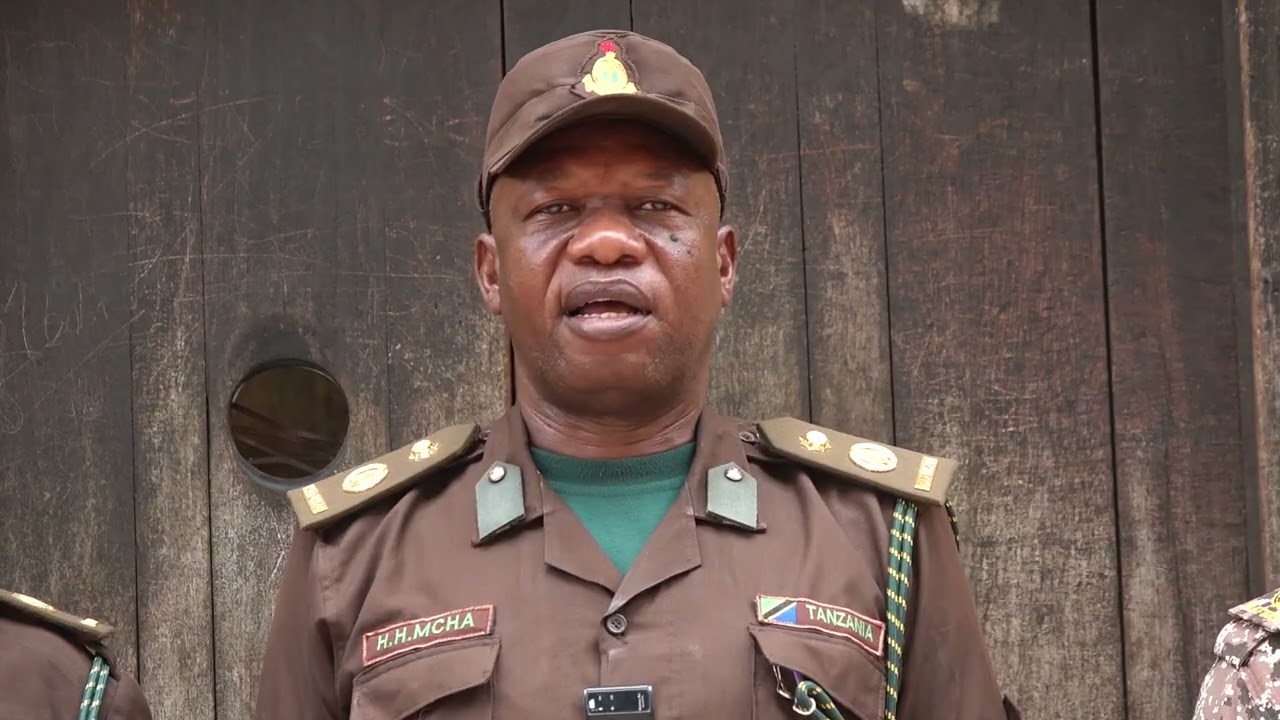 WANAFUNZI  SITA WA CHUO CHA MAFUNZO PEMBA WANUFAIKA NA MSAMAHA WA RAIS