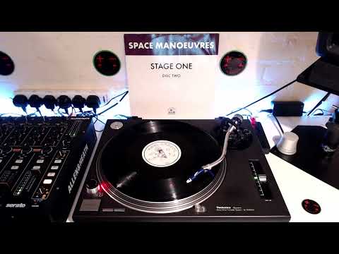 Space Manoeuvres — Space Manoeuvres - Stage One (Pariah's Banjo Mix)