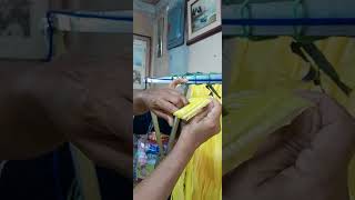 Diy Grass Skirt #grassskirt #diygrassskirt #howtomakegrassskit