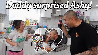 Autistic nonverbal teen super happy to see daddy back home. *He surprised her* Autism life with Ashy