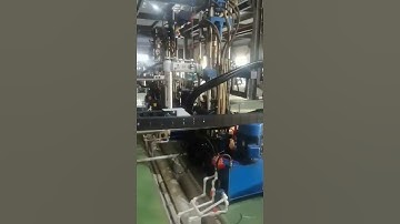 sprue picker robot pick up  for vertical injection molding machine parts