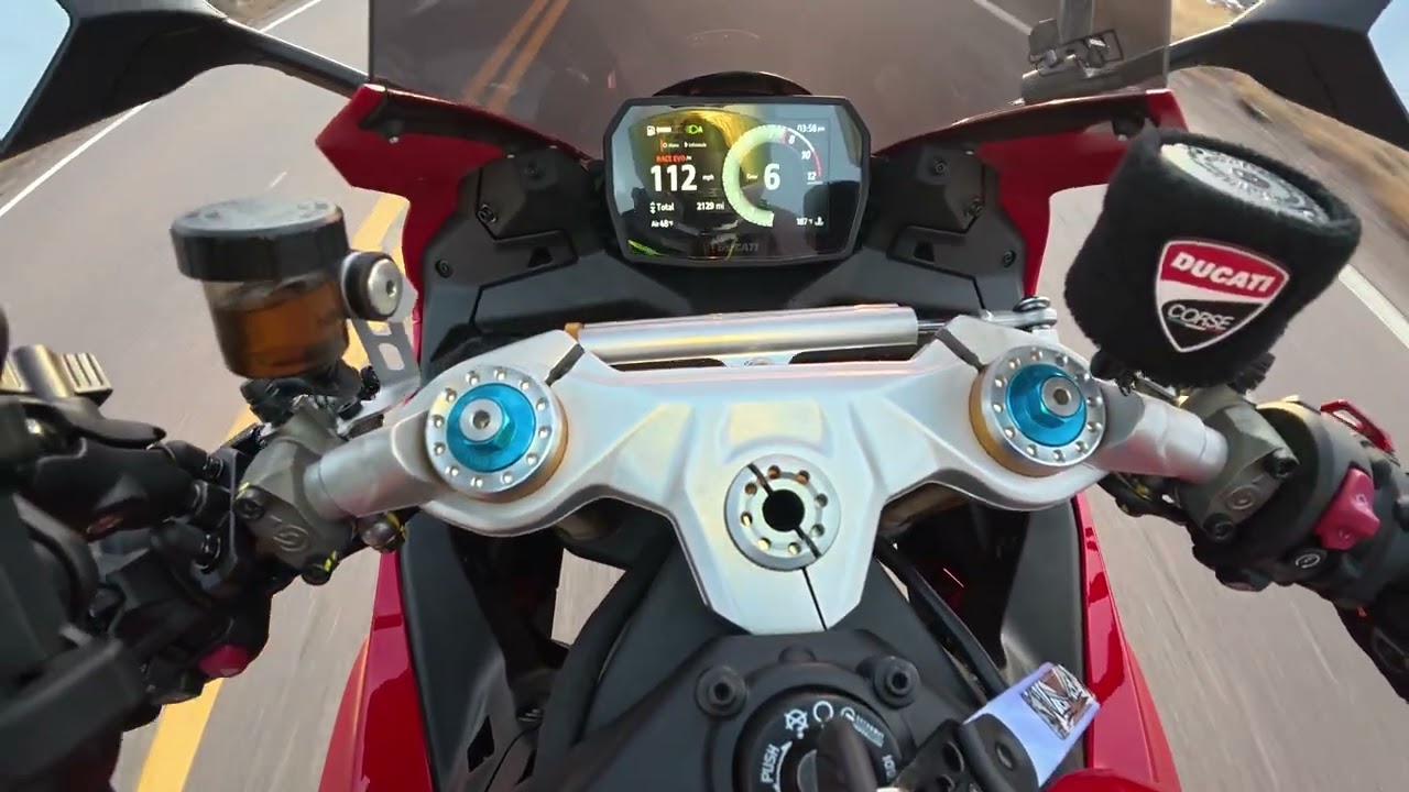 Ducati Panigale V2 S - Not even the Cold can stop me from Flying on this Beast!