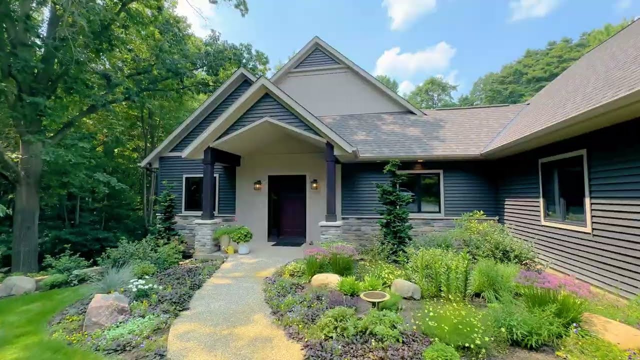 Real Estate Walkthrough Video: 4218 64th St, Holland, MI